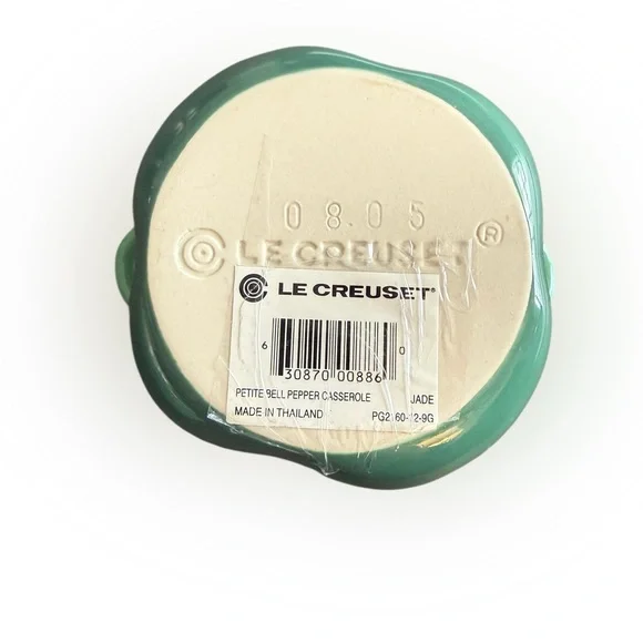 Le Creuset Petite Bell Pepper Casserole Dish – Jade Green – Stoneware - Picture 4 of 6